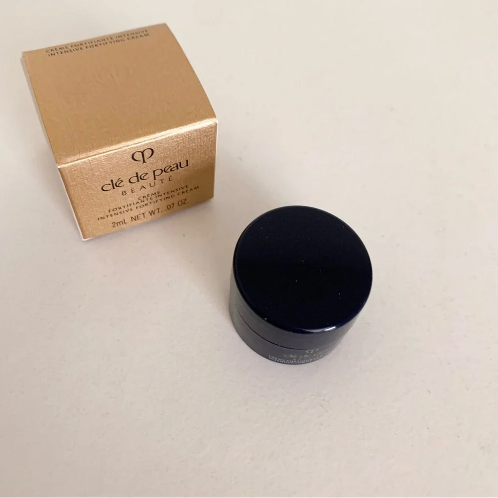 Cle de peau intensive fortifying cream